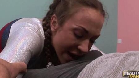 Jimnastikçi porno - çok sıcak bir şey