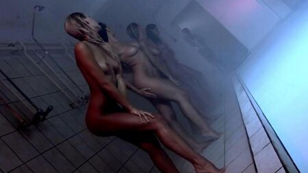 Duşta güzel lezbiyenlerin büyük orgy'si