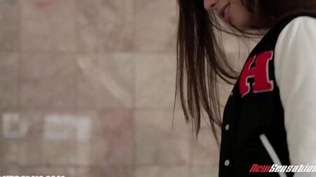Young ile anal seks