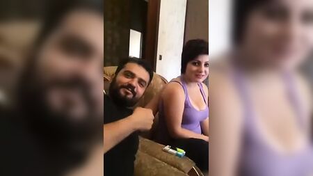 İran: Seks Öncesi İçki İçen Sevimli Fuhuşçu Kız MA
