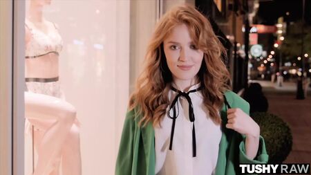 TUSHYRAW Şık bomba Jia Lissa tam bir anal tutkunu