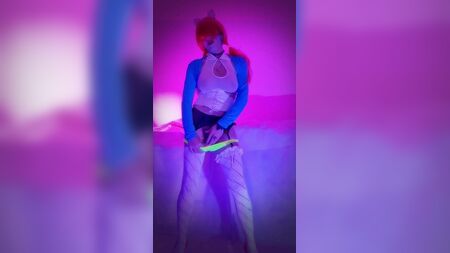 Seksi Striptiz. Külotumu Çıkar. KutieKitten 2. Bölüm
