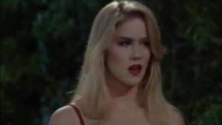 Seksi Christina Applegate - Kelly Bundy