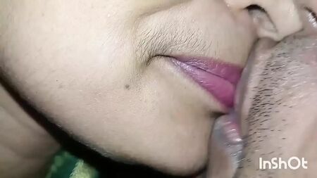 Hintli seksi kız Lalita'nın xxx videosu, Hintli çiftin cinsel ilişkisi ve seksin tadını çıkardıkları anlar, yeni evli karısı çok sert bir şekilde sikiliyor