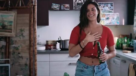 Mektoub, My Love Birinci Bölüm (2017)