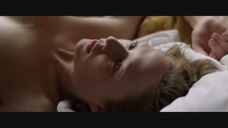 Alba August Nude - Unga Astrid (2018) HD 1080p Çevrimiçi İzle / Alba August - Astrid Lindgren Olmak