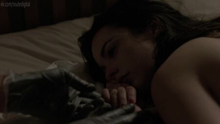 Gemma McCorry, Laura Donnelly Çıplak - The Fall 1. Sezon (2013) HD 1080p Çevrimiçi İzle