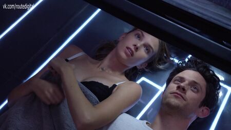 Emma Ishta - Stitchers (2017) 3. Sezon 7. Bölüm HD 1080p Web Çıplak mı? Seksi! Çevrimiçi İzle