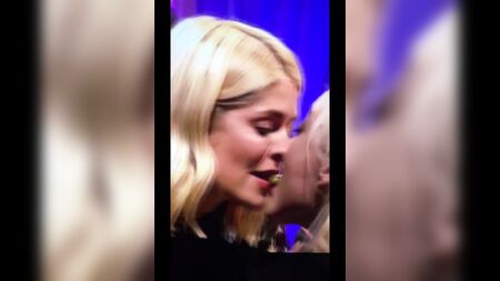 Holly Willoughby'den bir derleme. En iyi anları