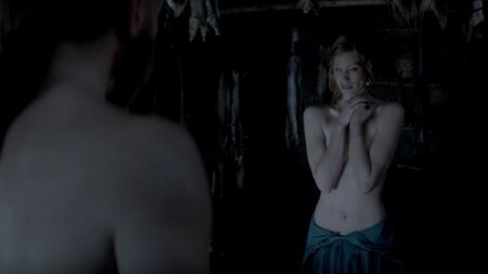 Alyssa Sutherland Çıplak – Vikingler (2015) 3. Sezon 4. Bölüm (1080p) Çevrimiçi İzle / Alyssa Sutherland – Vikingler
