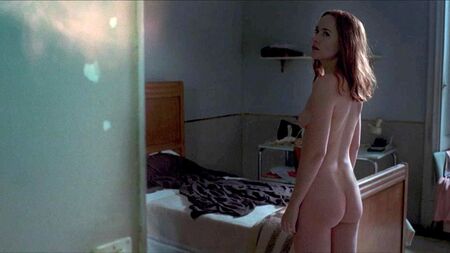 ScandalPlanet.Com'da Suspiria'dan Dakota Johnson'ın Çıplak Sahnesi
