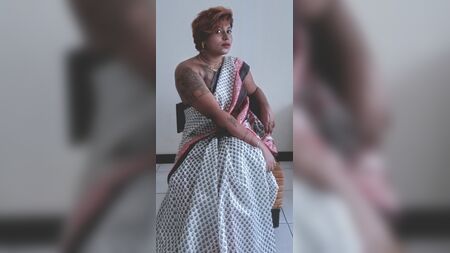 Marumagal Ilaria, Mamanar'ıyla eğleniyor