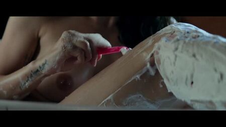 Nadine Crocker, Gage Golightly Çıplak - Cabin Fever (2016) HD 720p Web-DL / Nadine Crocker, Gage Golightly - Cabin Fever