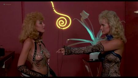 Shari Shattuck, Lisa London vb. Çıplak - The Naked Cage (1986)