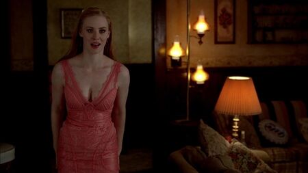 Deborah Ann Woll'un Seksi Görüntüleri - True Blood (2012) 5. Sezon 3. Bölüm