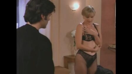 Denise Crosby Çıplak - Red Shoe Diaries - 3. Sezon 10. Bölüm (Psikiyatrist) (ABD 1994) Düşük Kalite
