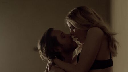 Amanda Schull – 12 Monkeys (2016) 2. Sezon, 12. Bölüm HD 1080p Çıplak mı? Ateşli! Çevrimiçi İzle / Amanda Schull – 12 Monkeys