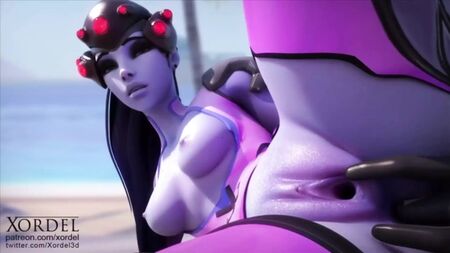 Widowmaker Plajda Çıplak