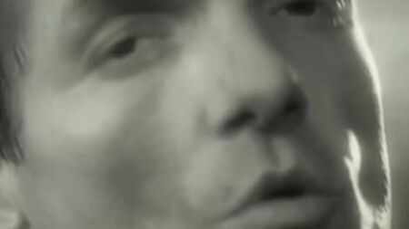 Falco - Naked Uncensored 1996 (Resmi Müzik Videosu)