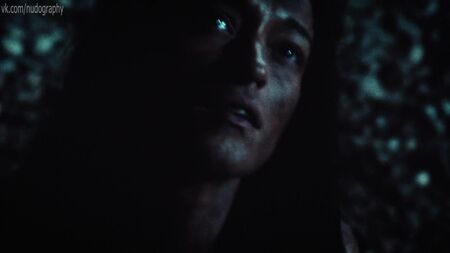 Sara Tomko, "The Leftovers" (2015) dizisinde çıplak sahneler - 2. Sezon / 1. Bölüm (s02e01) 1080p