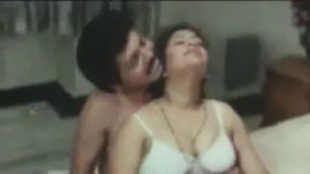 Mallu'lu Seksi Teyze Tuzağa Düşürüldü