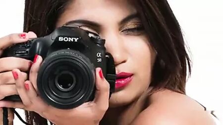 Hintli kızların çıplak fotoğraf çekimi
