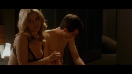 Alice Eve - She's Out of My League (2010) 1080p Çıplak mı? Seksi! Çevrimiçi İzle