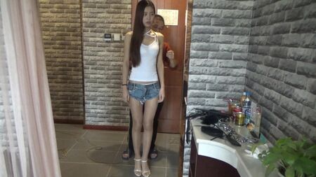 Su Mei Küçük Yelekli Denim Şort (asian-bondage.com)
