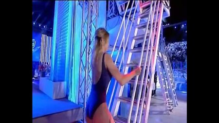 Anna Falchi - Jump! Bu akşam atlayacağım