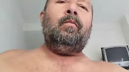 Büyükbaba sikişiyor