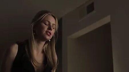 Naomi Watts - Bad Mother Fucker'ı sürüyor (M&C)