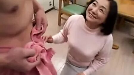 yaşlı Japon kadın