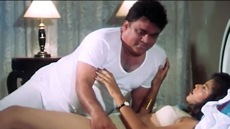 Hint Filmi - Loha (1978) Filmindeki Randi Seks Sahnesi