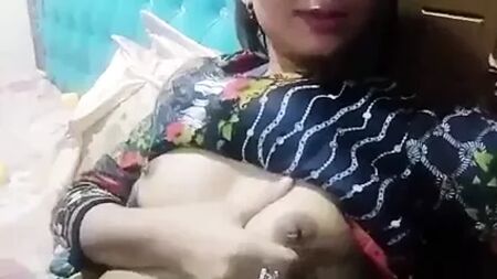 Mastürbasyon Yapan Bangladeşli Kız