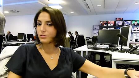 Aziza Wassef, Mısırlı seksi gazetecinin mastürbasyon yarışması