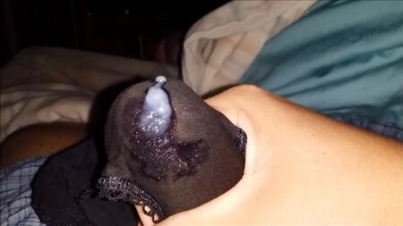 Külotla mastürbasyon yapmak ve kasık cebine boşalmak
