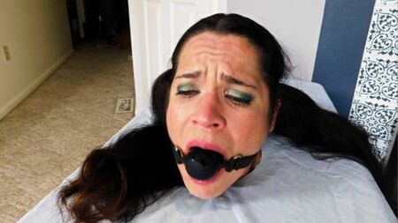 Kutudaki MILF