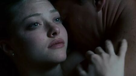 Amanda Seyfried - Sevgili John (2010)