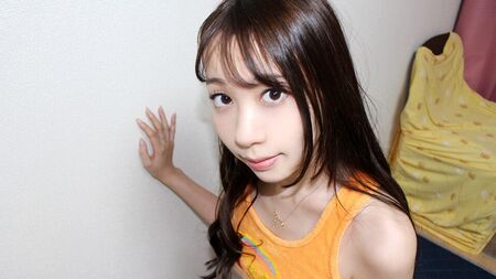 Yuria Hakaze'nin profil tanıtımı