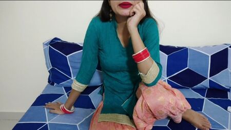Desi devar bhabhi, seksi bir vücuda sahip ateşli bir Hintli bhabhi ile yatak odasında romantizmin tadını çıkarıyor – saarabhabhi6, net Hintçe ses