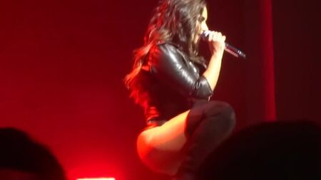 Demi Lovato - Canlı Seksi Derleme 3