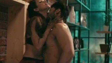 Subha Rajput'un seks sahneleri