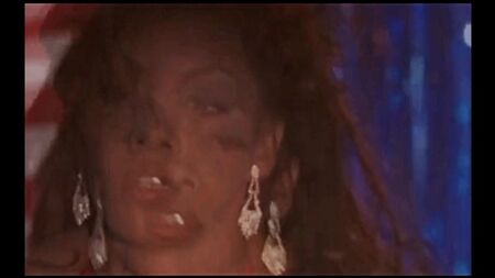 Vivica Fox - Bağımsızlık Günü Striptiz (sansürsüz!)