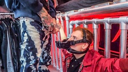 Skinheadler: Pisuar ve Çizmelerine Tapınma
