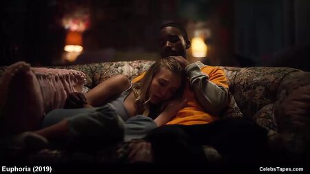 Barbie Ferreira, Hunter Schafer, Sydney Sweeney: Çıplaklık ve seks