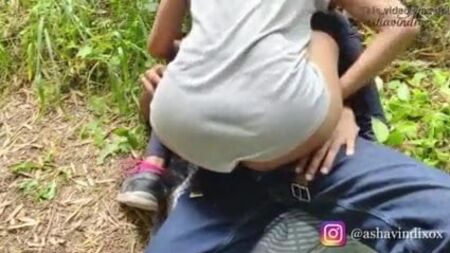 Hintli sevimli xxx videoları