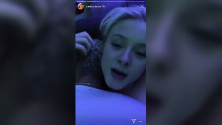 Zara Larsson sikişiyor (Seks kaseti)