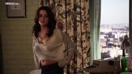 Californication'ın En İyi Çıplak Sahnesi - Maggie Grace ve Eva Amurri