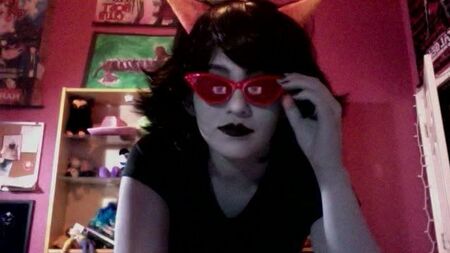 Semeterezi Terezi'nin Peestuck'ı (Nudestuck)