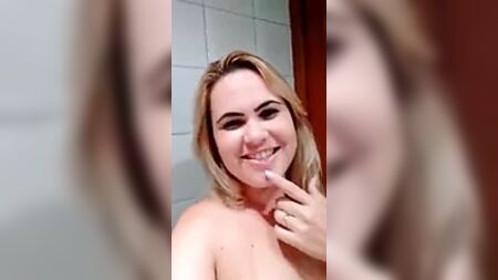 Anne, rahat rahat mastürbasyon bile yapamıyor